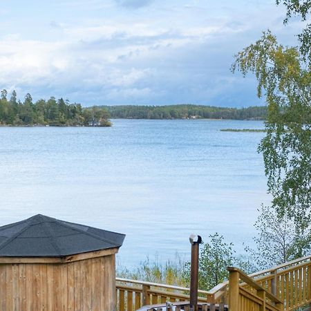 Unique Cottage With A View Of Malaren, Mariefred Exteriör bild